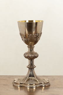 Vue d'ensemble du calice. © Région Bourgogne-Franche-Comté, Inventaire du patrimoine