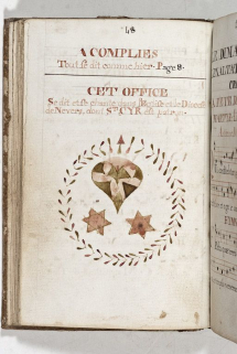 Page 48 : coeur, étoiles et couronne végétale. © Région Bourgogne-Franche-Comté, Inventaire du patrimoine Page 48 : coeur, étoiles et couronne végétale. © Région Bourgogne-Franche-Comté, Inventaire du patrimoine