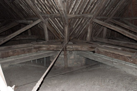 Comble : angle de la croisée du transept. © Région Bourgogne-Franche-Comté, Inventaire du patrimoine