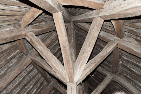 Charpente de croupe de l'abside. © Région Bourgogne-Franche-Comté, Inventaire du patrimoine