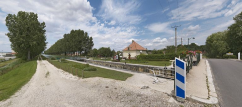 Vue d'aval. © Région Bourgogne-Franche-Comté, Inventaire du patrimoine