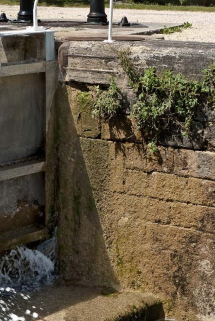 Détail de la maçonnerie du sas d'écluse. © Région Bourgogne-Franche-Comté, Inventaire du patrimoine