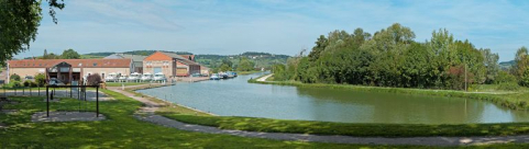 Vue du port. © Région Bourgogne-Franche-Comté, Inventaire du patrimoine