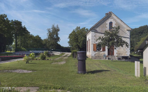 Maison éclusière : pignon regardant vers l'amont. © Région Bourgogne-Franche-Comté, Inventaire du patrimoine