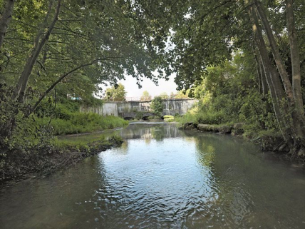 Le pont canal enjambant le Créanton. © Région Bourgogne-Franche-Comté, Inventaire du patrimoine