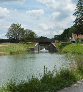Vue du pont depuis l'aval. © Région Bourgogne-Franche-Comté, Inventaire du patrimoine