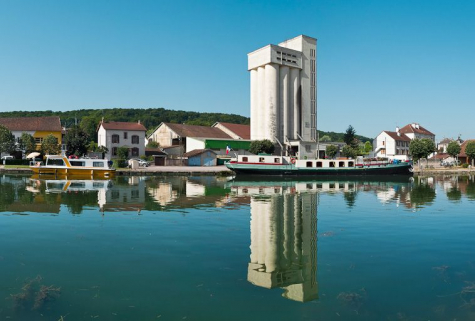 Vue d'ensemble du port. © Région Bourgogne-Franche-Comté, Inventaire du patrimoine