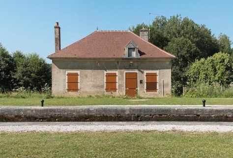 Maison éclusière vue de face. © Région Bourgogne-Franche-Comté, Inventaire du patrimoine