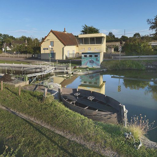 Site d'écluse pris d'amont. © Région Bourgogne-Franche-Comté, Inventaire du patrimoine
