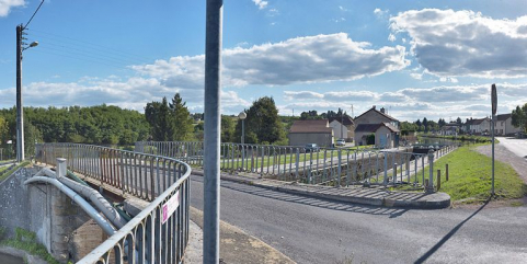 Le site d'écluse 05 vu d'aval. Pont sur écluse. © Région Bourgogne-Franche-Comté, Inventaire du patrimoine