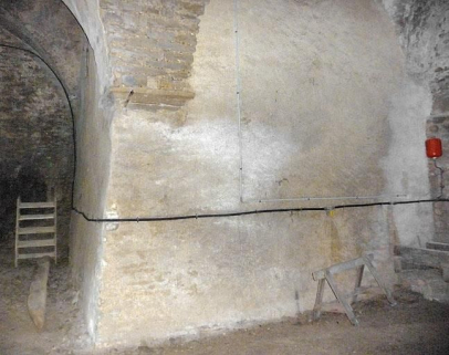 Cave sous la grange, travée murée. © Région Bourgogne-Franche-Comté, Inventaire du patrimoine