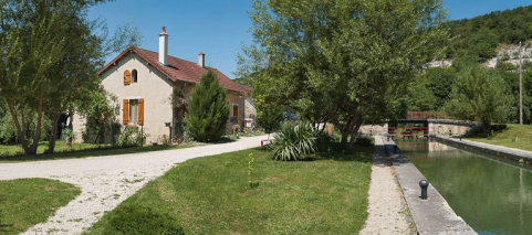 Le site d'écluse vu du sas. © Région Bourgogne-Franche-Comté, Inventaire du patrimoine