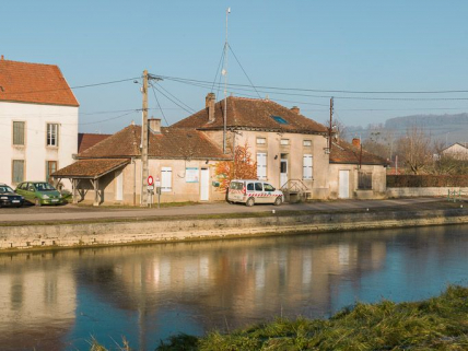 Vue d'aval. © Région Bourgogne-Franche-Comté, Inventaire du patrimoine