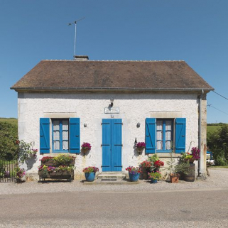 Vue de face de la maison éclusière. © Région Bourgogne-Franche-Comté, Inventaire du patrimoine