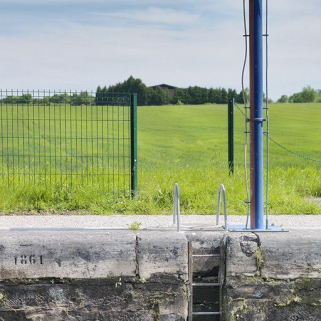 Détail de la date gravée "1861" dans le sas. © Région Bourgogne-Franche-Comté, Inventaire du patrimoine