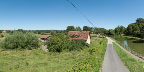 Le site vu d'aval. © Région Bourgogne-Franche-Comté, Inventaire du patrimoine