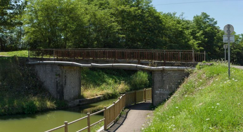 Le pont vu d'amont. © Région Bourgogne-Franche-Comté, Inventaire du patrimoine