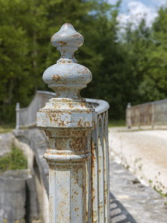 Détail du garde corps. © Région Bourgogne-Franche-Comté, Inventaire du patrimoine
