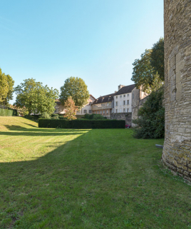  château fort © Région Bourgogne-Franche-Comté, Inventaire du patrimoine