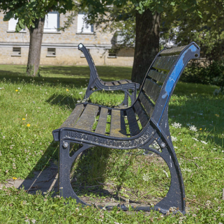 Parc central : mobilier urbain. © Région Bourgogne-Franche-Comté, Inventaire du patrimoine