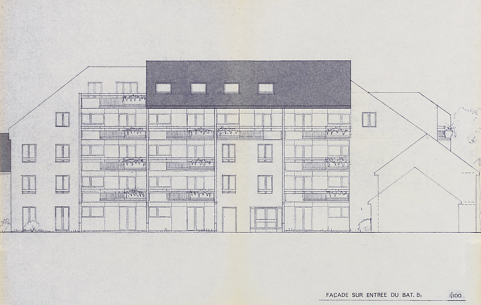 Opération de 132 logements : façade antérieure du bâtiment B ; F. Martin Lavigne, D. Chenut, O. Senly, septembre 1979. (Archives municipales Cosne-Cours-sur-Loire, 200 W 115 - PC 684) © Région Bourgogne-Franche-Comté, Inventaire du patrimoine