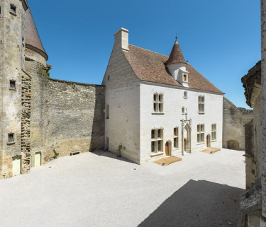  château fort © Région Bourgogne-Franche-Comté, Inventaire du patrimoine