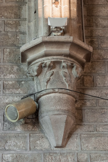 Vue d'un chapiteau de la nef. © Région Bourgogne-Franche-Comté, Inventaire du patrimoine
