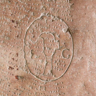 Dalle n°8 : décor. © Région Bourgogne-Franche-Comté, Inventaire du patrimoine