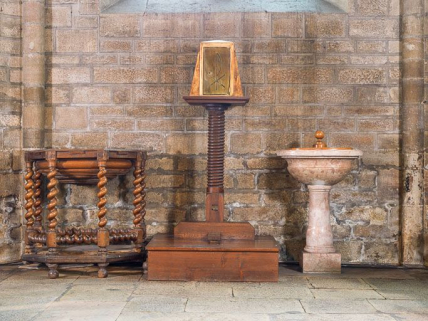 Mobilier installé dans le choeur. © Région Bourgogne-Franche-Comté, Inventaire du patrimoine