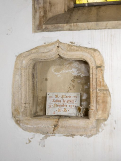 Vue du lavabo du choeur. © Région Bourgogne-Franche-Comté, Inventaire du patrimoine