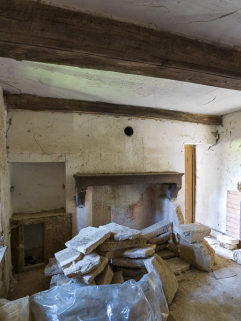 Vue d'un ancien logement (rez-de-chaussée). © Région Bourgogne-Franche-Comté, Inventaire du patrimoine