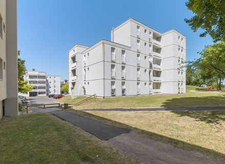 Bâtiment 27, façade latérale sud et façade postérieure est. © Région Bourgogne-Franche-Comté, Inventaire du patrimoine