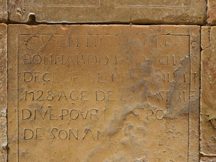 Détail : épitaphe. © Région Bourgogne-Franche-Comté, Inventaire du patrimoine