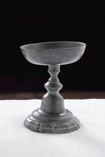 Coupe en étain. © Région Bourgogne-Franche-Comté, Inventaire du patrimoine