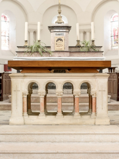 Autel et choeur. © Région Bourgogne-Franche-Comté, Inventaire du patrimoine