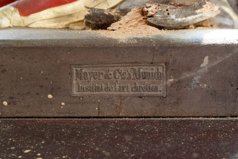 Détail de l'inscription sur la statue de sainte Philomène. © Région Bourgogne-Franche-Comté, Inventaire du patrimoine