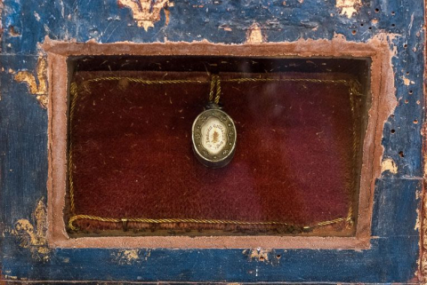 Détail de la monstrance. © Région Bourgogne-Franche-Comté, Inventaire du patrimoine