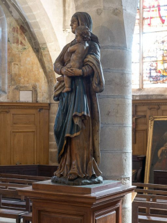 Vierge à l'Enfant : de trois-quarts. © Région Bourgogne-Franche-Comté, Inventaire du patrimoine Vierge à l'Enfant : de trois-quarts. © Région Bourgogne-Franche-Comté, Inventaire du patrimoine