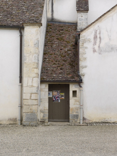 Porte latérale nord : porte et sas d'entrée. © Région Bourgogne-Franche-Comté, Inventaire du patrimoine