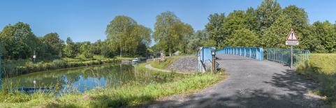 Vue du dessus, avec à gauche le site d'écluse 18. © Région Bourgogne-Franche-Comté, Inventaire du patrimoine Vue du dessus, avec à gauche le site d'écluse 18. © Région Bourgogne-Franche-Comté, Inventaire du patrimoine