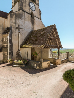 Porche. © Région Bourgogne-Franche-Comté, Inventaire du patrimoine