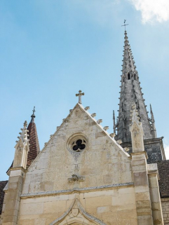 Façade ouest et flèche du clocher. © Région Bourgogne-Franche-Comté, Inventaire du patrimoine
