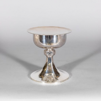 Vue d'ensemble du calice. © Région Bourgogne-Franche-Comté, Inventaire du patrimoine