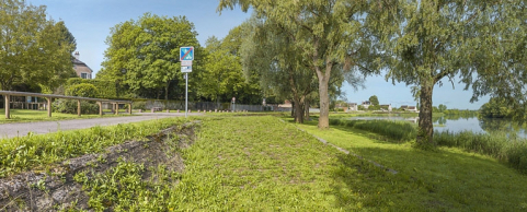 digue © Région Bourgogne-Franche-Comté, Inventaire du patrimoine  digue © Région Bourgogne-Franche-Comté, Inventaire du patrimoine