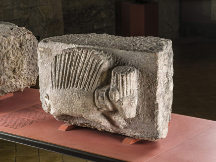  château fort ouvrage fortifié © Musée archéologique, Dijon