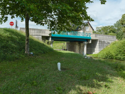 Vue d'ensemble du pont. © Région Bourgogne-Franche-Comté, Inventaire du patrimoine