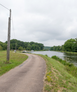Vue du port. © Région Bourgogne-Franche-Comté, Inventaire du patrimoine