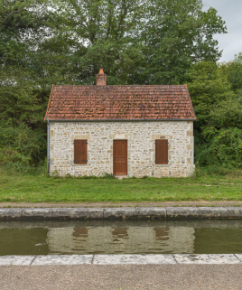 VUe de la maison éclusière. © Région Bourgogne-Franche-Comté, Inventaire du patrimoine