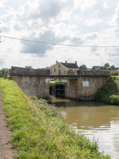 Vue d'ensemble du pont. © Région Bourgogne-Franche-Comté, Inventaire du patrimoine