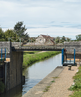 Vue du pont. © Région Bourgogne-Franche-Comté, Inventaire du patrimoine